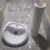روشویی پایه بلند تمیزومرتب
