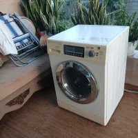 ماشین لباسشویی ۷/۵کیلویی سالم و سرویس شده