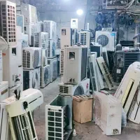 نیروی کار داخل کارگاه جهت تعمیر کولر گازی جای خواب