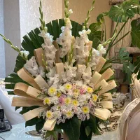 تاج گل کوچیک ختم