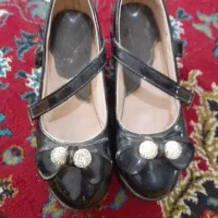 کفش‌بچه‌گانه