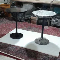 میز صفحه گرد پایه استوانه ای