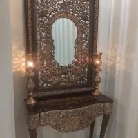آینه و شمعدان قلمزنی به همراه کنسول