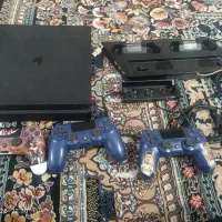 فروش یک دستگاه پی اس فور (ps4)