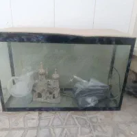 آکواریوم با تمام وسایلش پمپ هوا