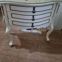 میز  سه کشویی