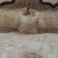 تعدادی وسایل منزل به فروش می‌رسد