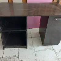 میز تحریر و میز تلویزیون