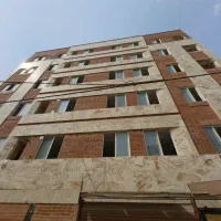 نوساز ۹۵ متری در‌ اتابک.ذوالفقاری.لوستر فروش‌ها