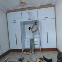 سازنده و تعمیرات  انواع کمد و کابینت و غیره