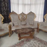 مبل سلطنتی رنگ سفید نو و سالم