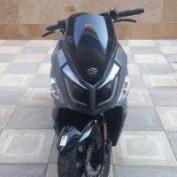 j 200