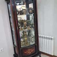 بوفه و ویترین