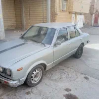 تویوتا کارینا