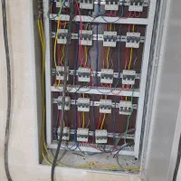 برقکار ساختمانی  وصنعتی