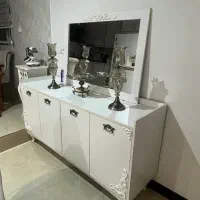 آینه و کنسول