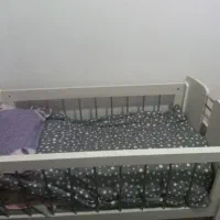 تخت|تخت و صندلی بچه|تهران, اتابک|دیوار