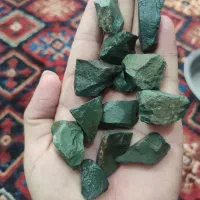گراویه رنگی سنگ ریزه قهوه ای/مشکی/سبزلجنی
