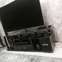 میز تلویزیون  شیشه ای مشکی