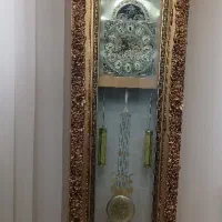 ساعت ایستاده طلایی