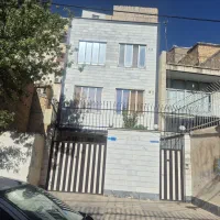 ویلائی-دربست-2طبقه-با-زیرزمین-حیاط