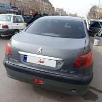 پژو 206ای دیv8