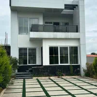 ویلا باغچه دوبلکس ۲۰۰ متری شهرک برند