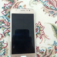گوشی j5