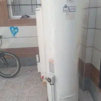 ۲عددابگرمکن درحد نوقیمت هر دو با هم ۴۰میلیون