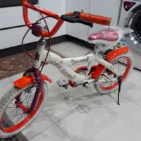 دوچرخه ۱۶ نونو مثل داخل مغازه