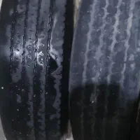 لاستیک جلو نیسان وانت 215رینگ17/5 سالم به شرط