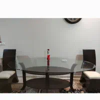 میز غذاخوری بدون صندلی