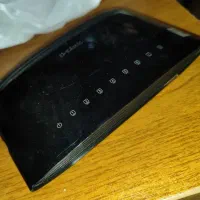 مودم / سوئیچ ۸ پورت دی لینک