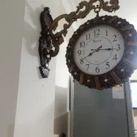 ساعت دو طرفه زیبا و سالم
