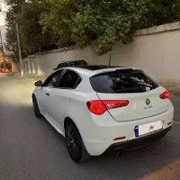 آلفا رومئو جولیتا