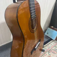 گیتار یاماها c40