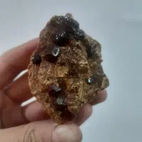 یک قطعه گارنت هماتیت کلکسیونی