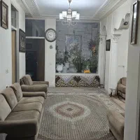 دوخوابه-سالن-بزرگ-با-حیاط-اختصاصی
