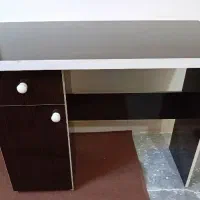 میز تحریر کامپیوتر