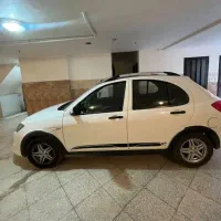 کوئیک R مدل ۴۰۱بیرنگ فروش یا معاوضه