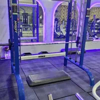 دستگاه اسمیت کمک دار باشگاه بدنسازی