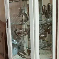 ویترین چوبی ایستاده
