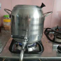 کتری استیل مارک دستیلوکس جعبه هم دارد