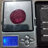 یاقوت معدنی اصل افغانستان ۲۸قیراط و ۷۵سوت