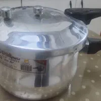 زودپز  ۷لیتری خشنود