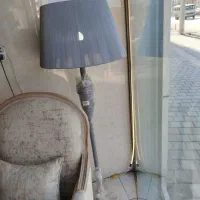 آباژور ، جلو سالنی