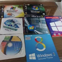 تعدادی CD ویندوز به فروش میرسد