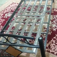 تخت فلزی یکنفره