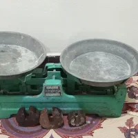 ترازوقدیمی ۱۰ کیلویی