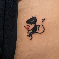 تاتو بدن مینیمال